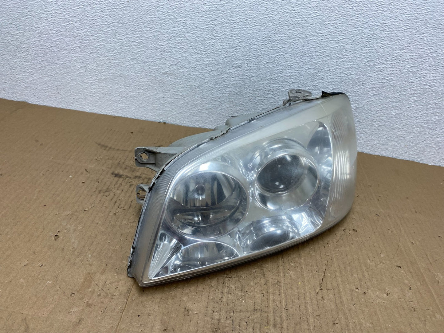 2004 2005 Hyundai XG350 XG Left Driver LH Headlight Halogen AB8435 DW2