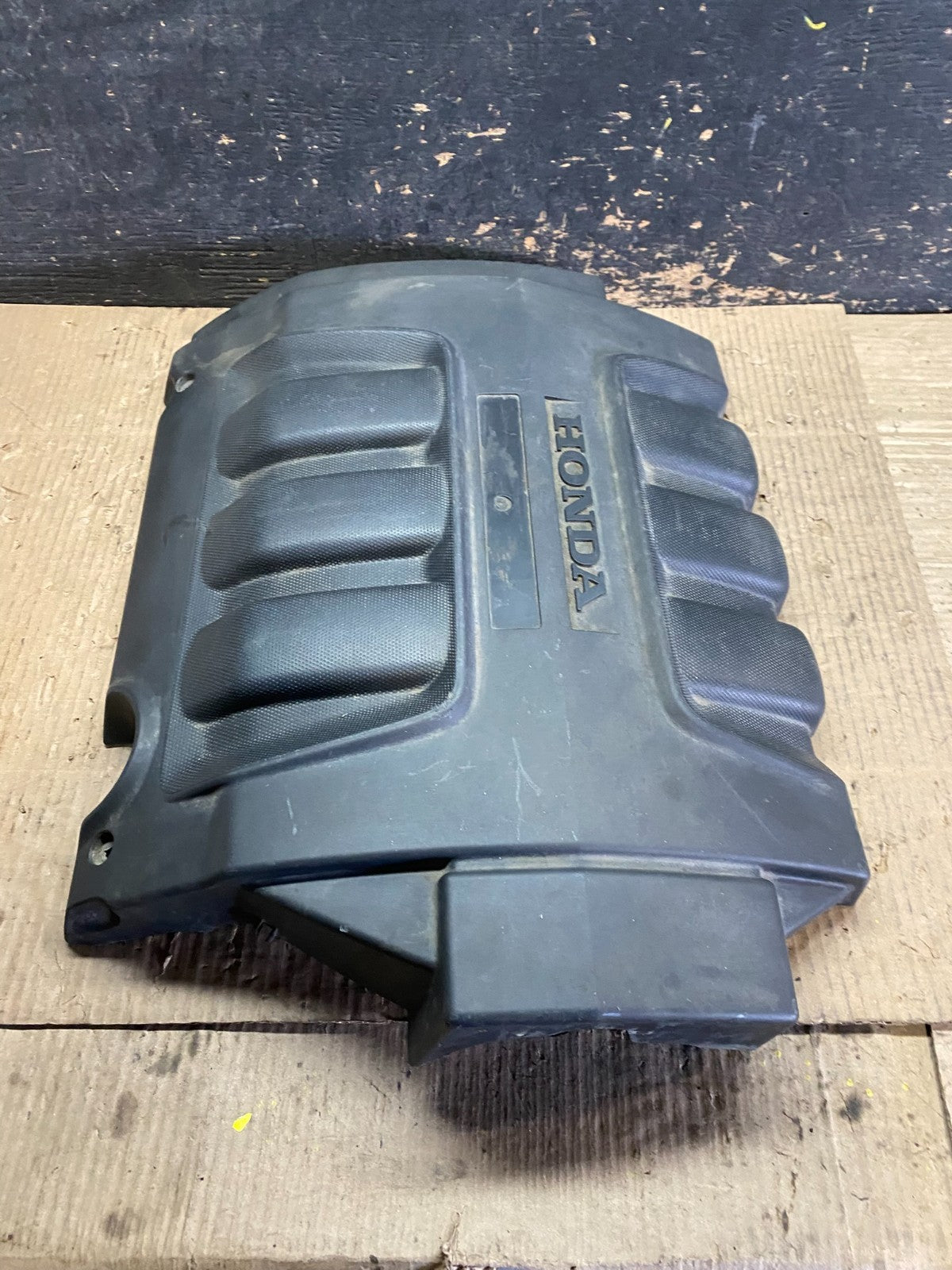 2005 to 2007 Honda Odyssey Black Engine Cover OEM W6271 DG2
