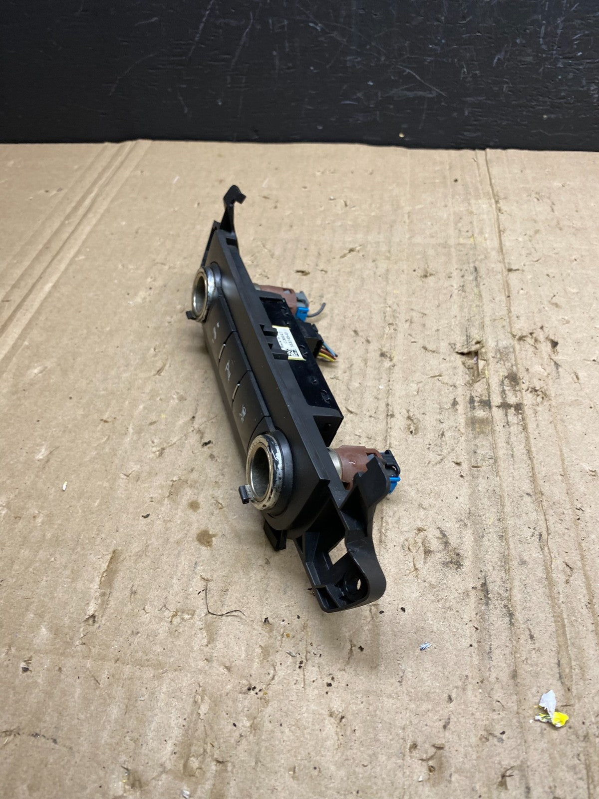 2007 - 2014 Chevrolet Tahoe Yukon Pedal Traction Control Switch OEM ab9052 DG2