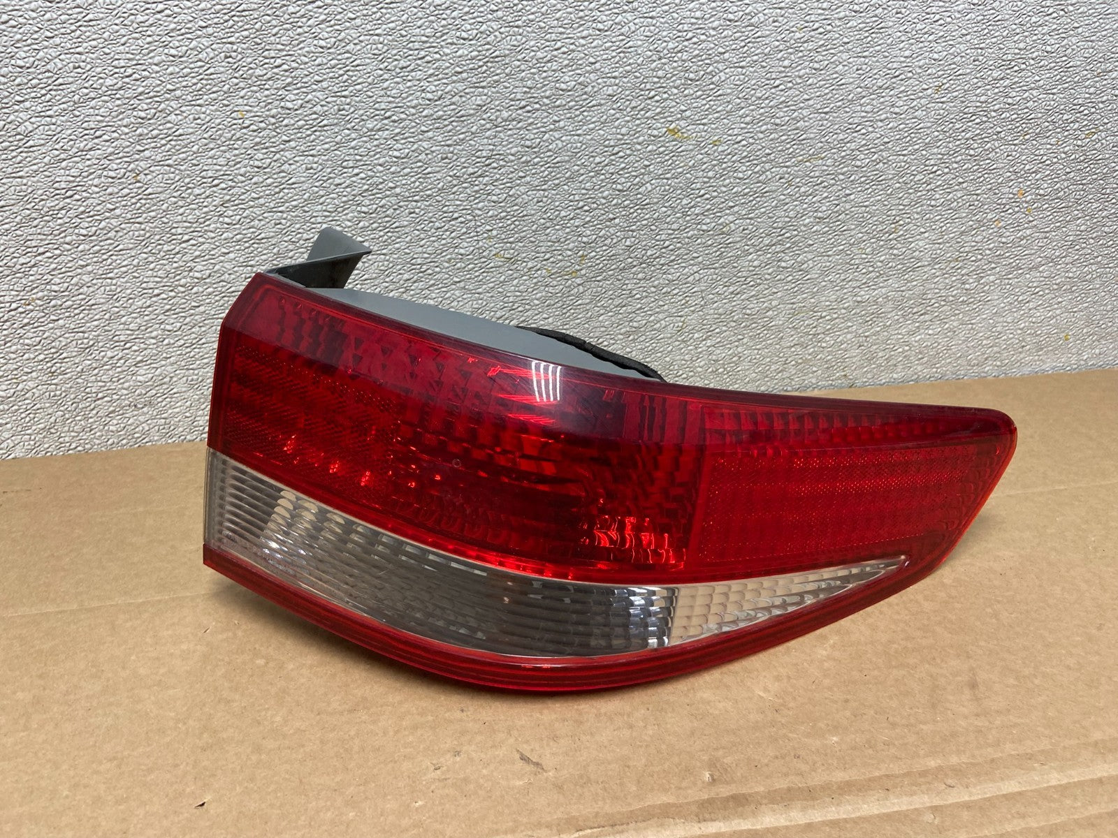 2003 to 2004 Honda Accord Sedan Right Passenger Rh Side Tail light Oem AB3479 LK0