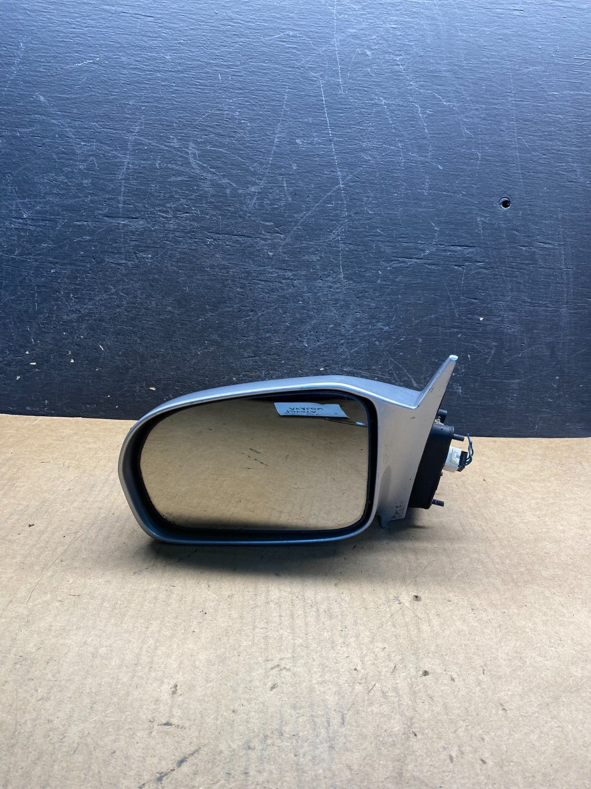 2000 to 2004 Toyota Avalon Left Driver LH Side View Door Mirror AH7051 DW7