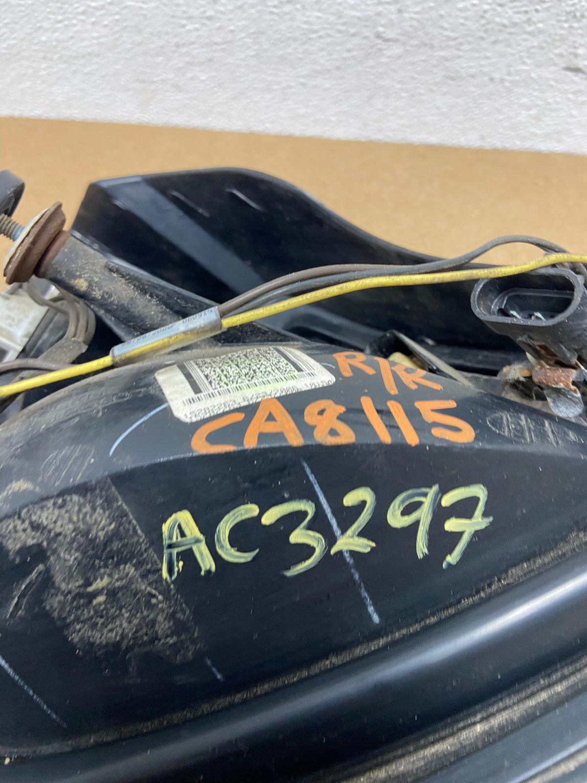 2004 to 2008 Pontiac Grand Prix Right Passenger RH Tail Light CA3297 LK7