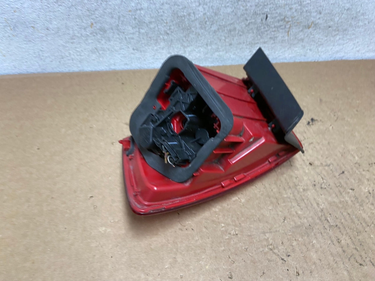 2011 to 2014 Volkswagen Jetta Left Driver LH Side Tail Light AI3519 LK6