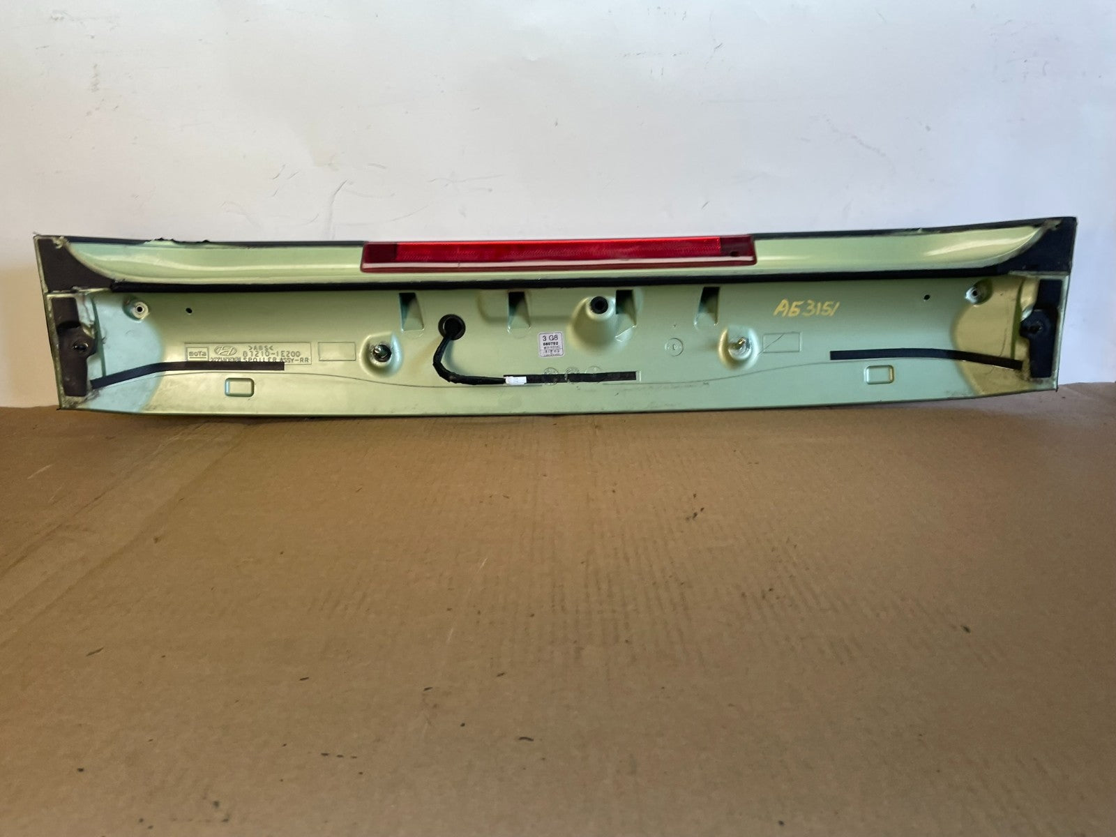 2005 to 2011 Hyundai Accent Trunk Lid Hatch 3rd Brake Light Spoiler AG3151 DG3