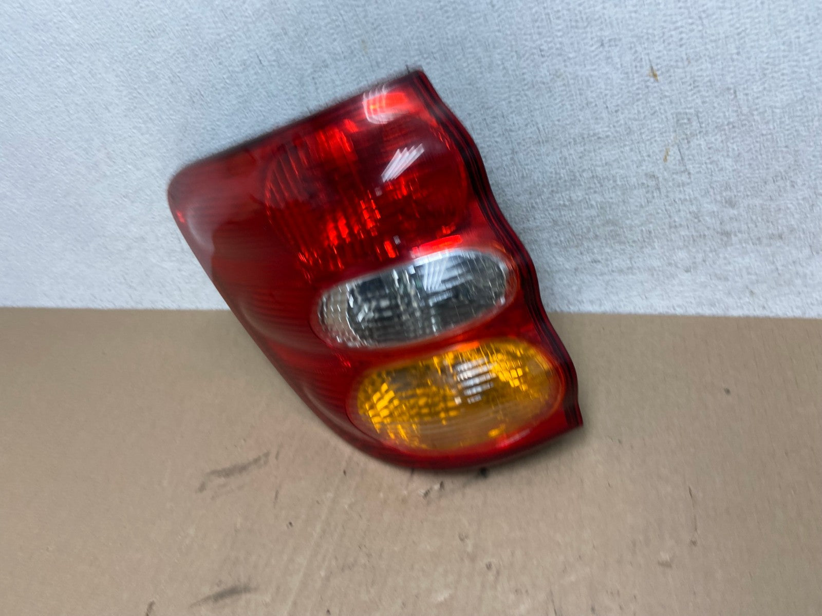 2001 to 2004 Toyota Sequoia Left Driver Lh Side Tail Light AE6992 LK1