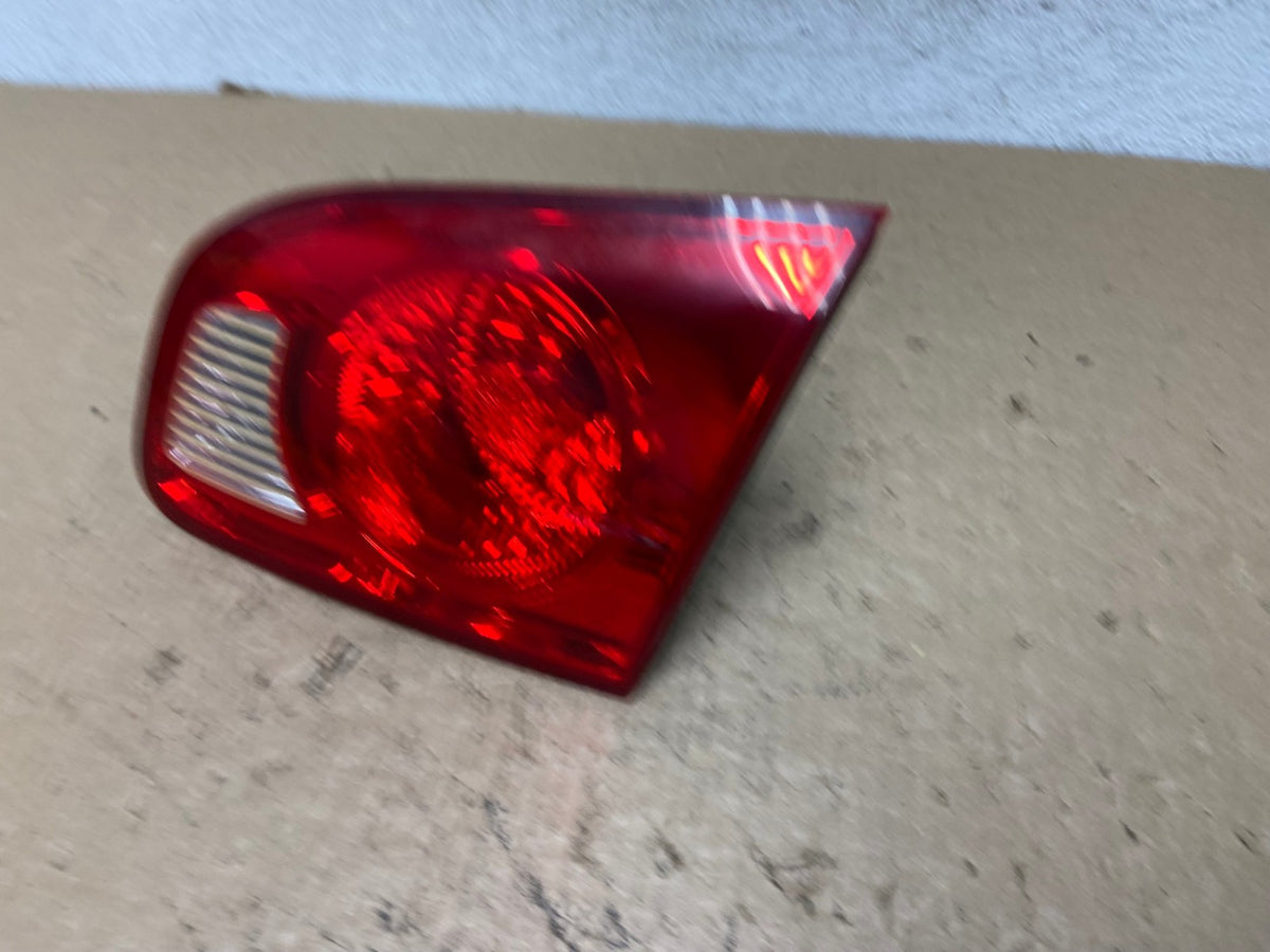 2007 2008 2009 Hyundai Santa Fe Right Passenger Tail Light Inner AF8173 LK1