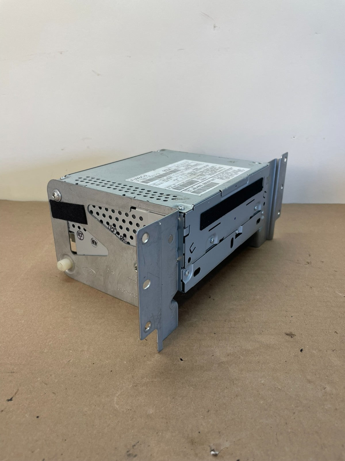 2009 2010 2011 Jaguar XF Radio Receiver CD Player ai0584 DG1