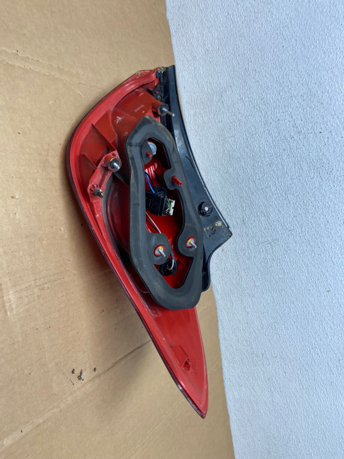 2013 to 2016 Buick Encore Left Driver LH Side Tail Light AC8391 LK6