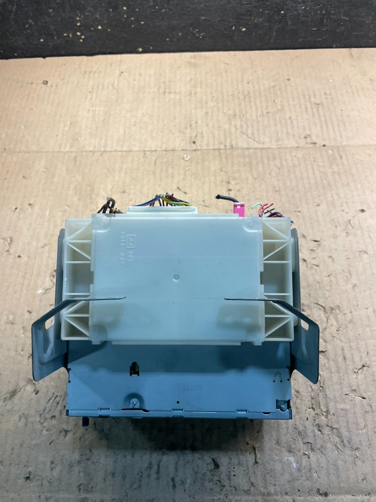 2009-2012 Nissan Murano AM FM CD Player Radio Receiver u2013 DG4