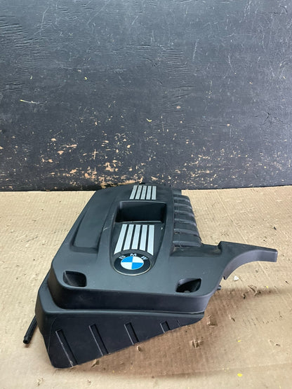2009 to 2011 BMW 328i 528i  Plastic Engine Cover Shield OEM  Z3383 DG3