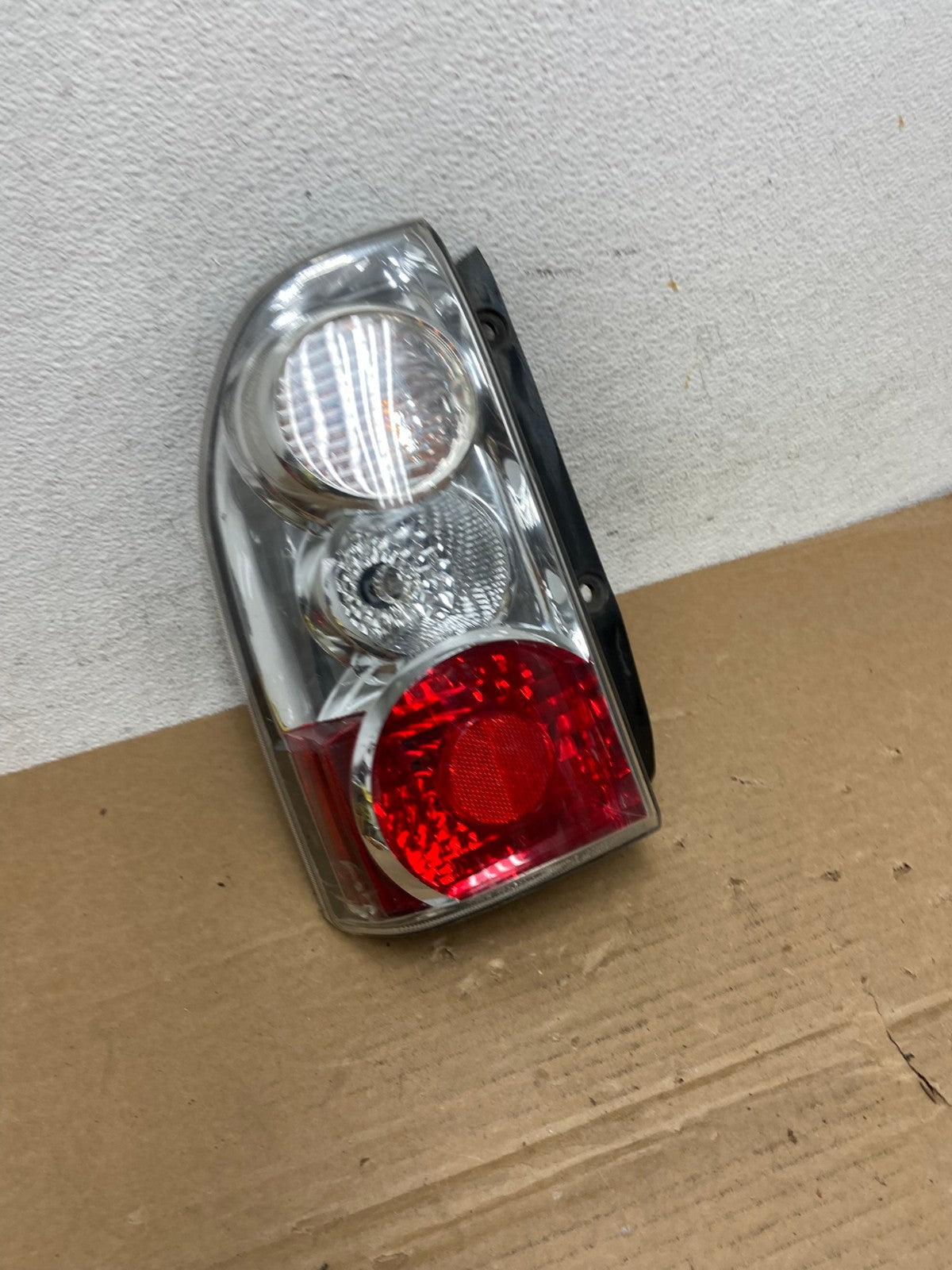 2004 2005 2006 Suzuki XL-7 Vitara Left Driver Side Tail Light AD3840 LK2