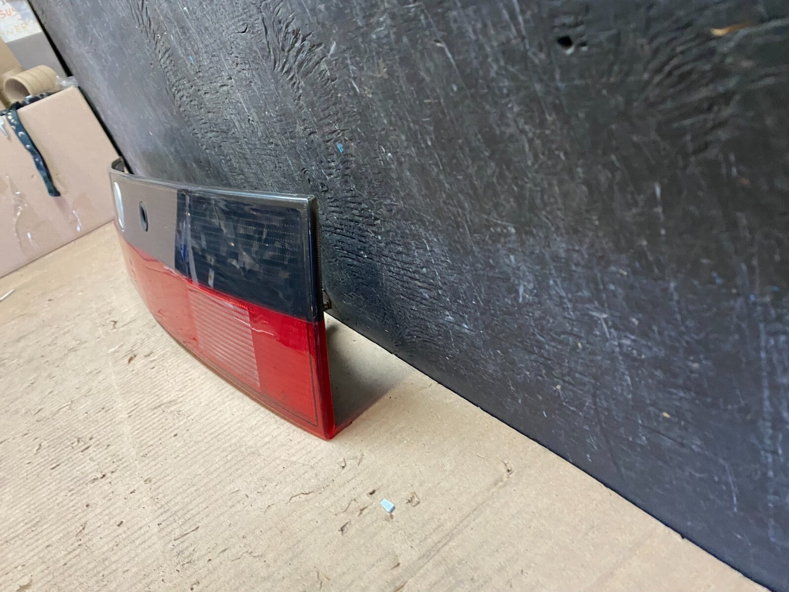 1993 to 1997 Saab 9000 Center Trunk Rear Brake Tail Light OEM i3533 DG11