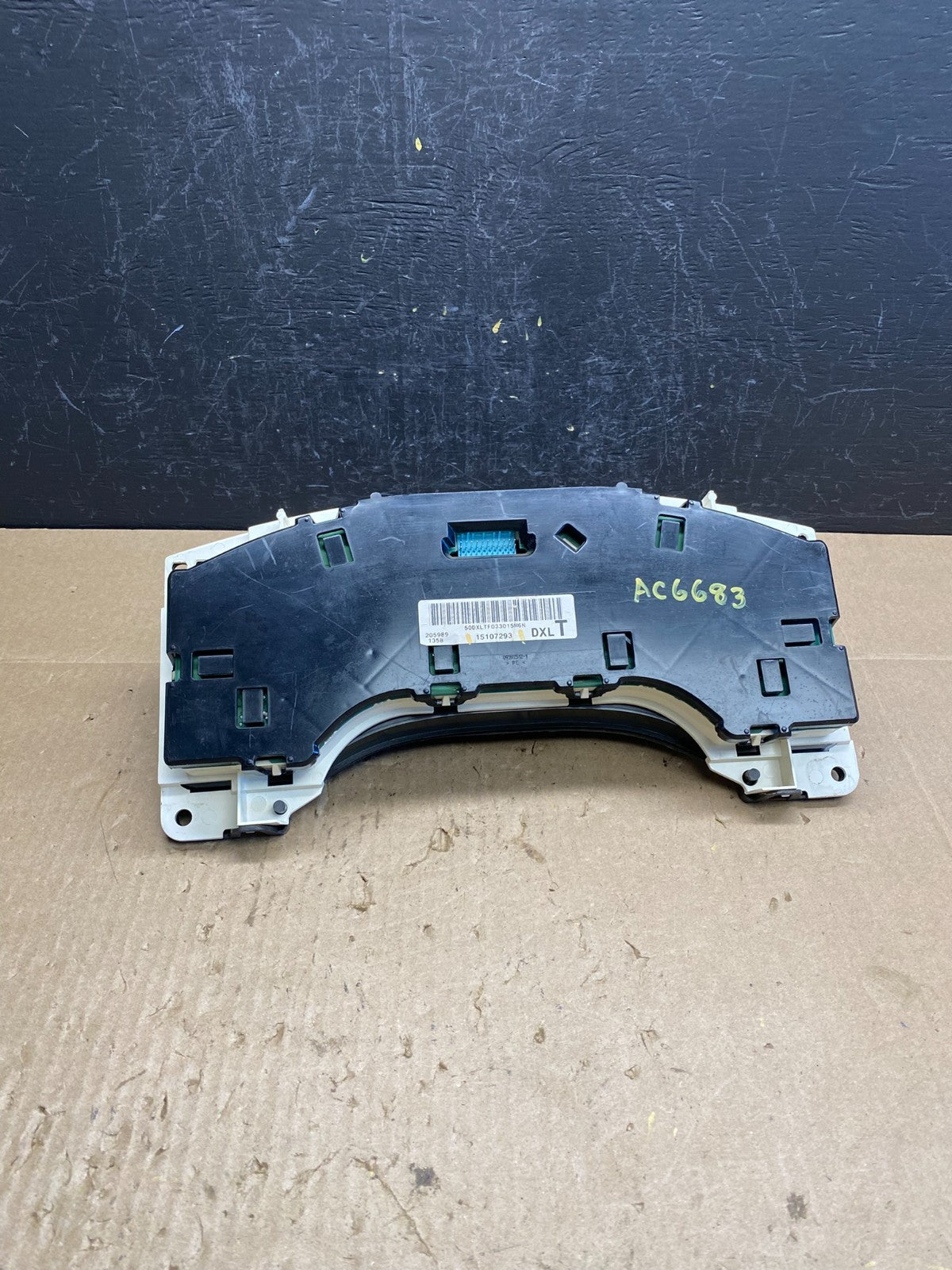 2004 to 2007 Chevrolet Express Speedometer Cluster Gauge AC6683 DG6