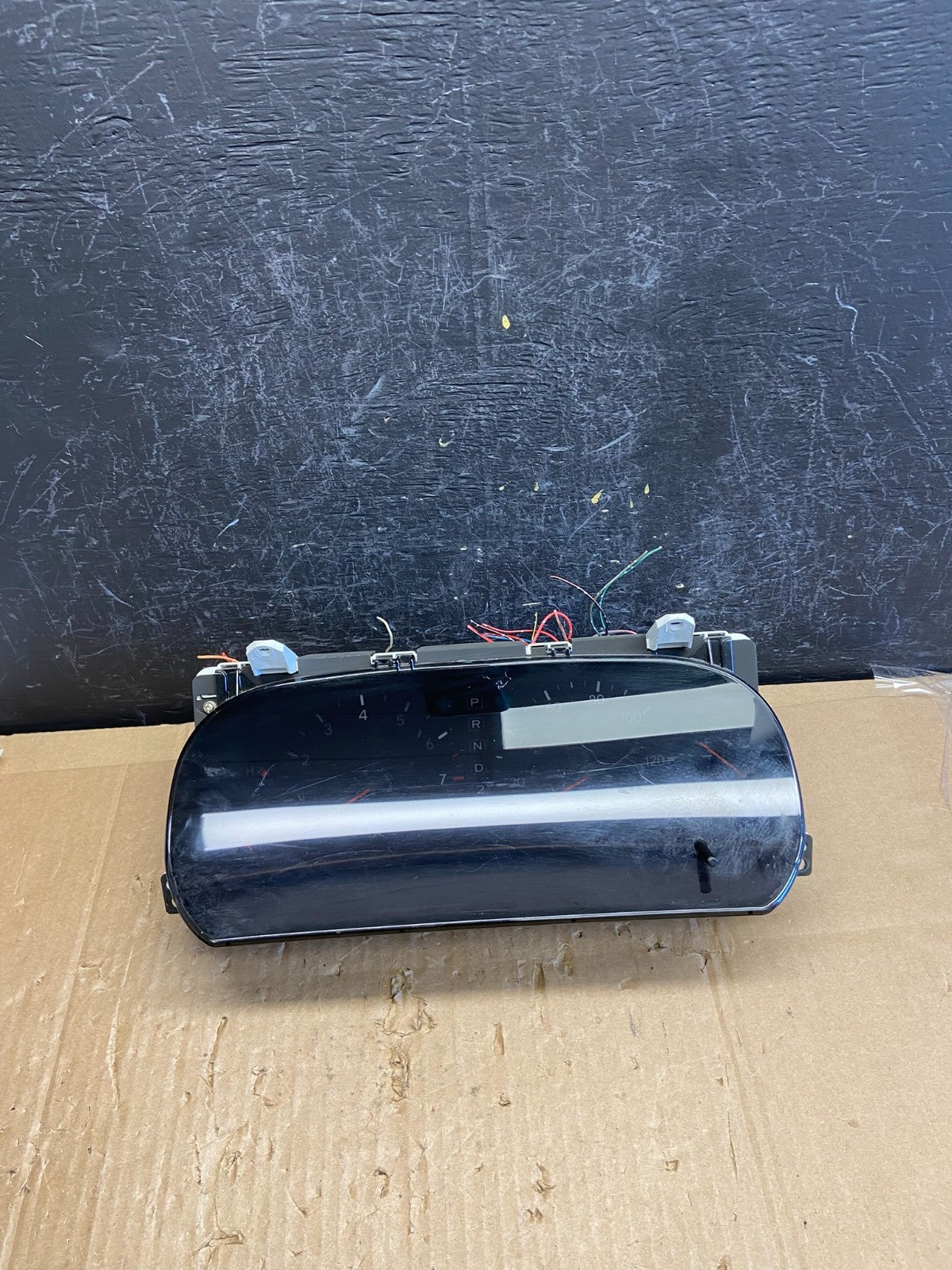 2000 2001 Lexus ES300 Speedometer Cluster Gauge AD6805 DG0