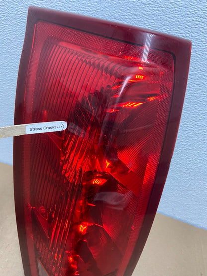 2002 to 2006 Cadillac Escalade EXT Left Driver LH Side Tail Light OEM AB6385 DW3