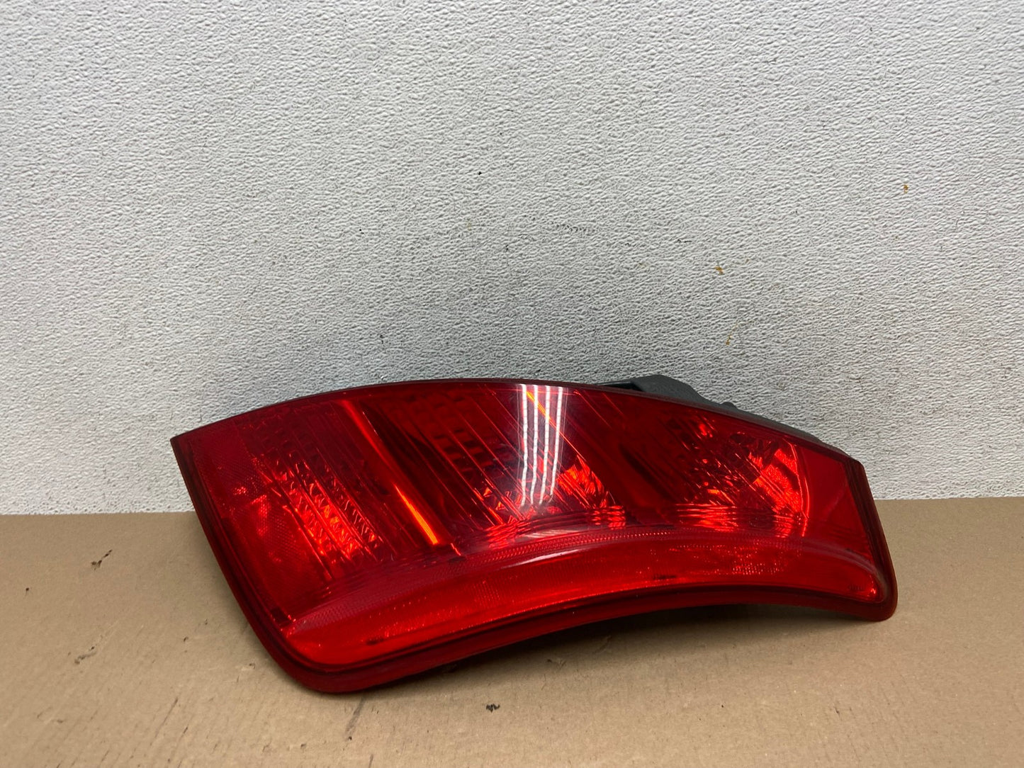 2003 2004 2005 Nissan Murano Right Passenger Rh Side Tail Light AE7254 LK0