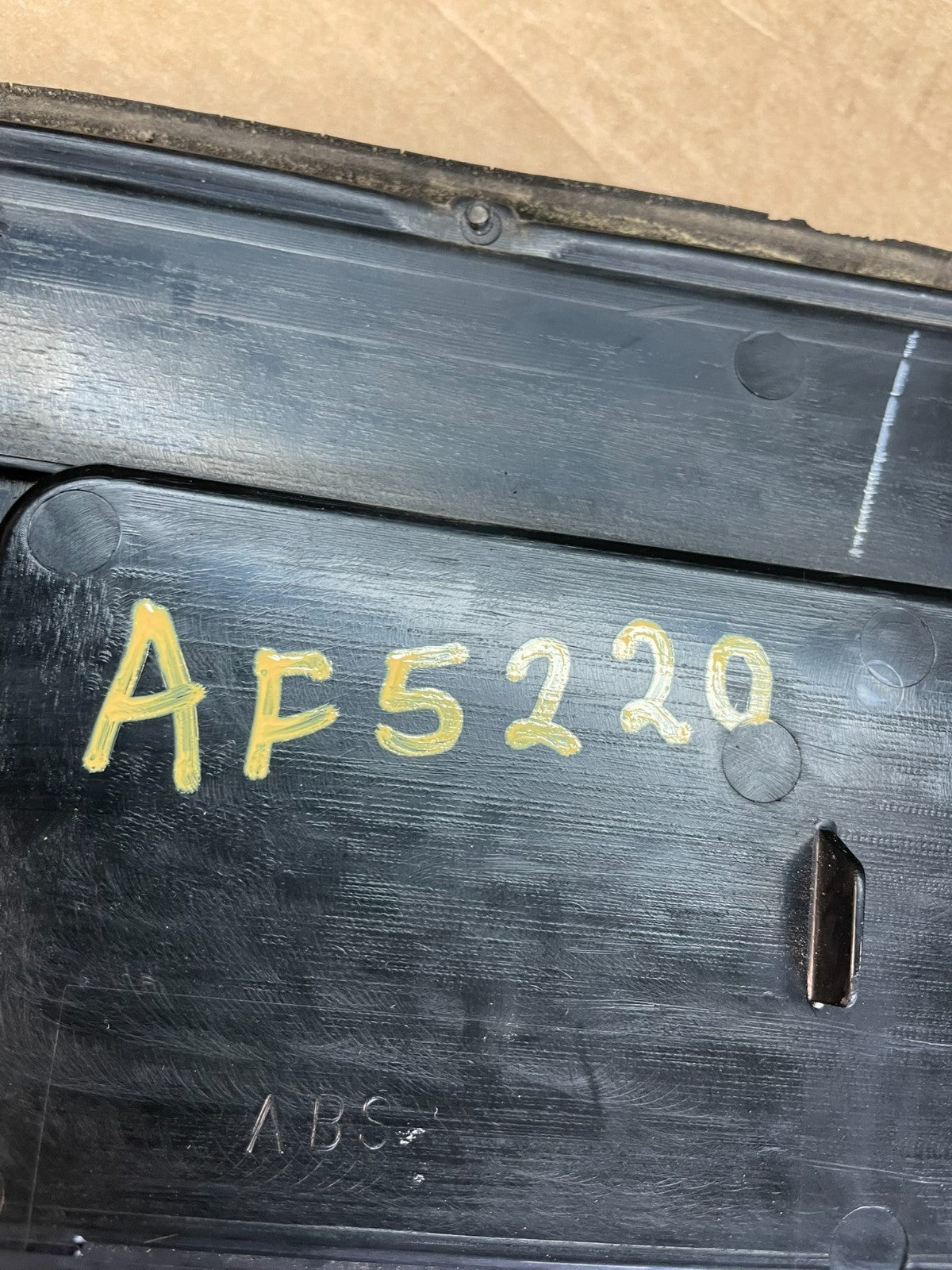 1992 1993 1994 Toyota Camry Center Trunk Rear Tail Light AF5220 DG6