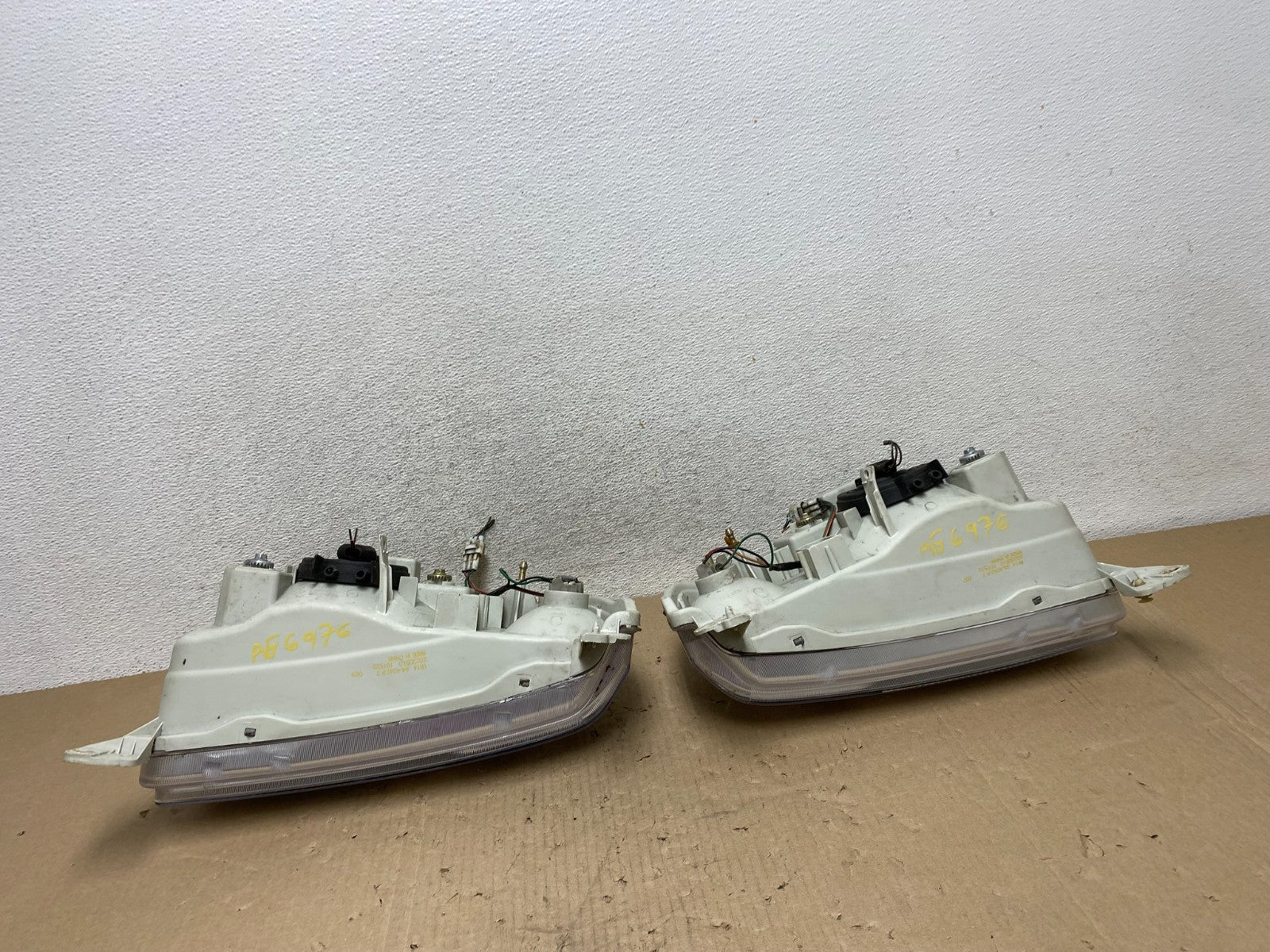 1999-2005 Suzuki Grand Vitara Left+Right Side Set Halogen Headlights AG6976 DW7