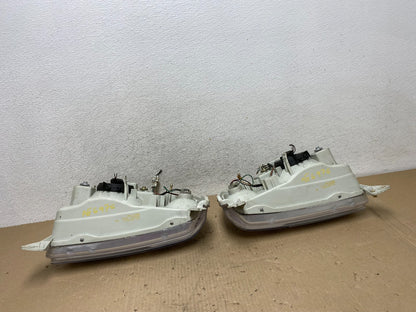1999-2005 Suzuki Grand Vitara Left+Right Side Set Halogen Headlights AG6976 DW7