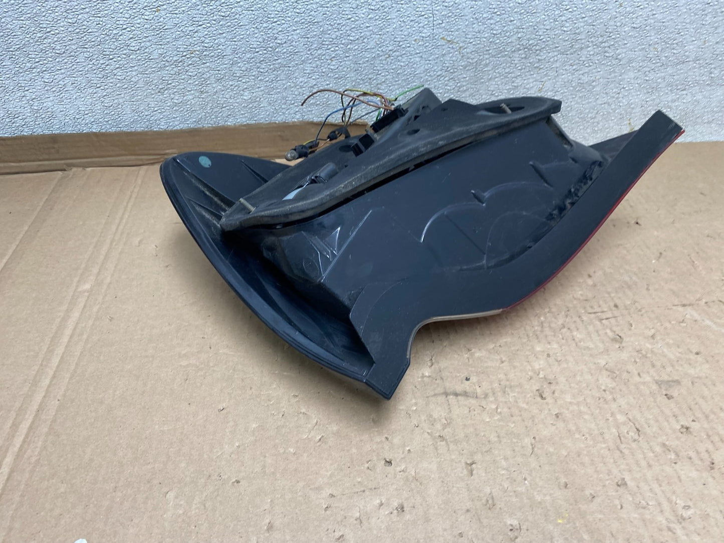 2002 to 2004 Mercedes C-Class Coupe Left Driver LH Side Tail Light U8604 DW5