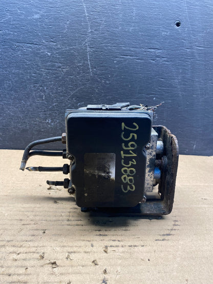 2002 to 2003 Chevrolet Tahoe ABS Pump Anti Lock Module AE2117 DG0