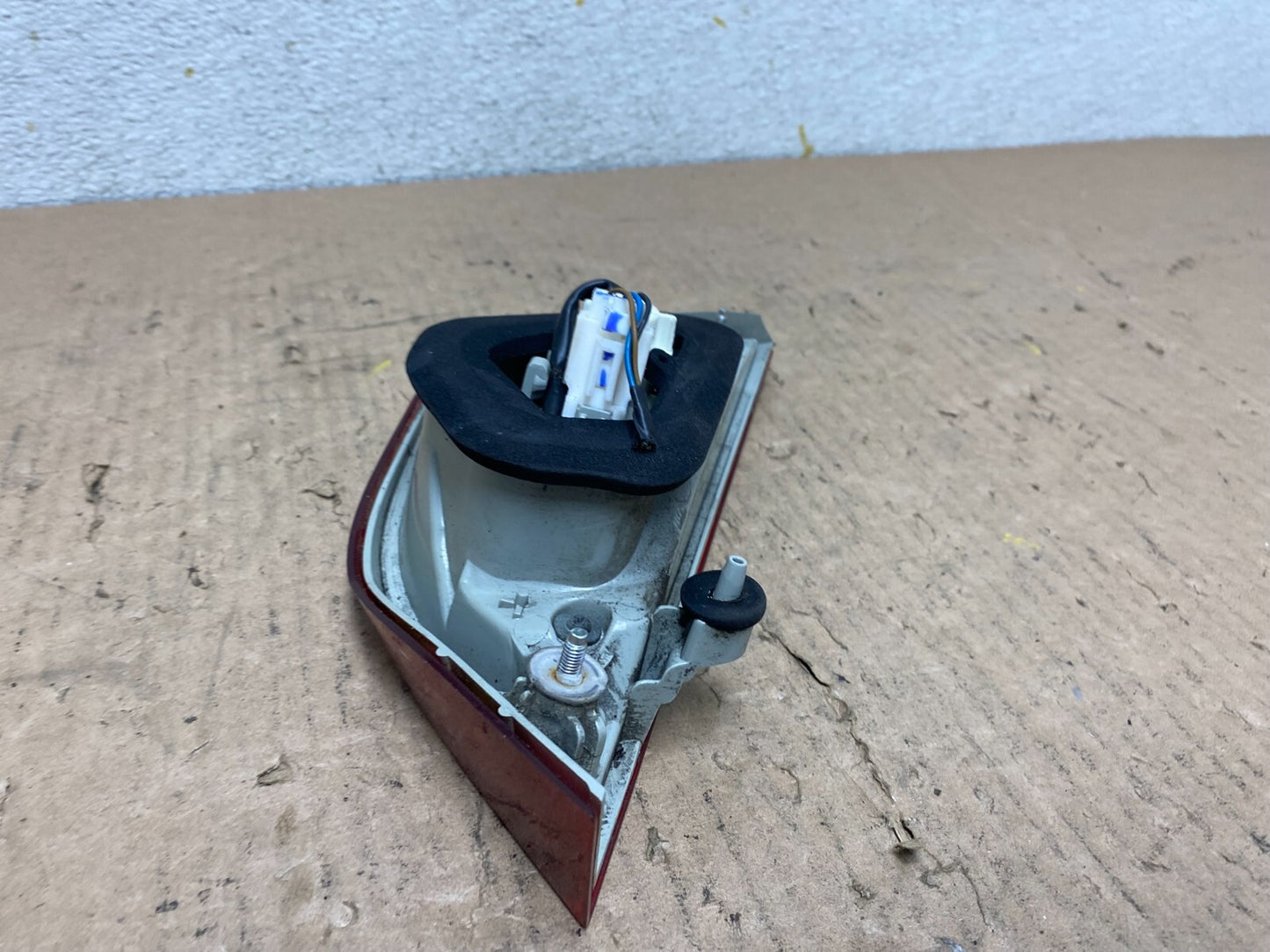 2011 to 2014 Hyundai Sonata Right Passenger Rh Inner Tail Light N1554 DW3