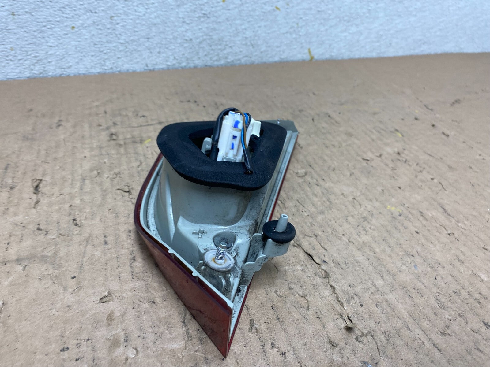 2011 to 2014 Hyundai Sonata Right Passenger Rh Inner Tail Light N1554 DW3