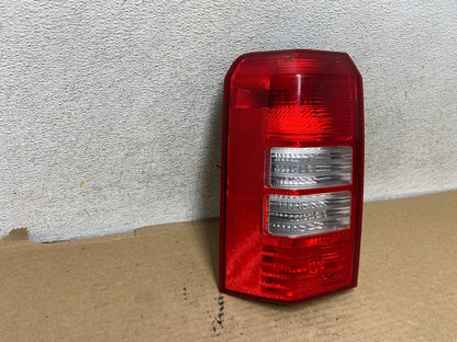 2008 to 2016 Jeep Patriot Left Lh Driver Side Tail Light AH7851 LK1