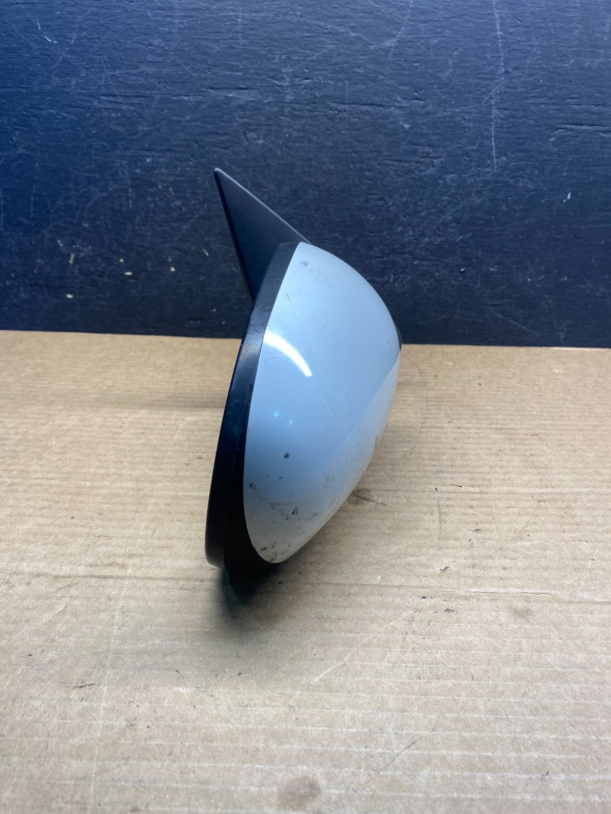 2000 to 2004 Infiniti i30 i35 Front Right Passenger View Door Mirror af7529 DG11