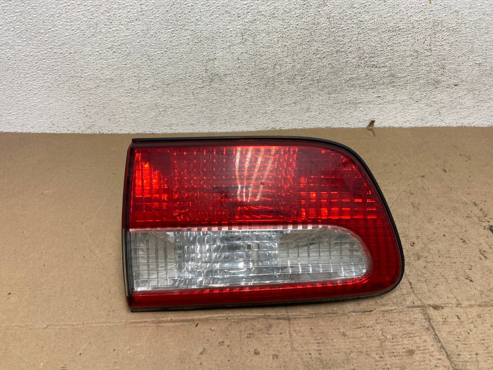 2001 2002 2003 Toyota Sienna Left Driver Lh Side Inner Tail Light AF5737 LK0