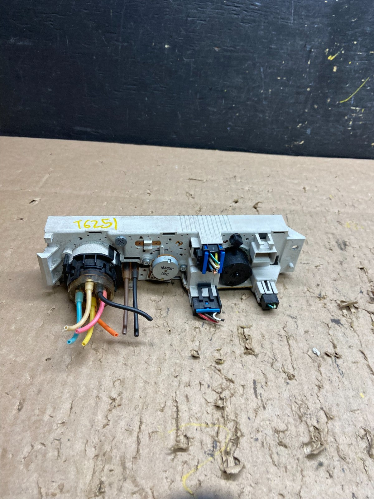 2008-2010 Chevrolet Express 1500 2500 3500 Climate Control Panel T6251 DG3