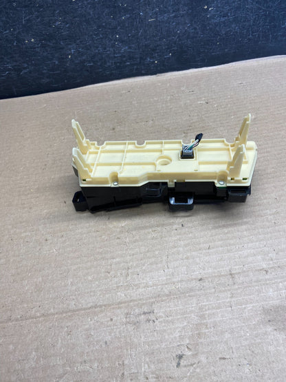 2010 to 2015 Toyota Prius A/C Heater Climate Control Unit Switch AH1491 DG3