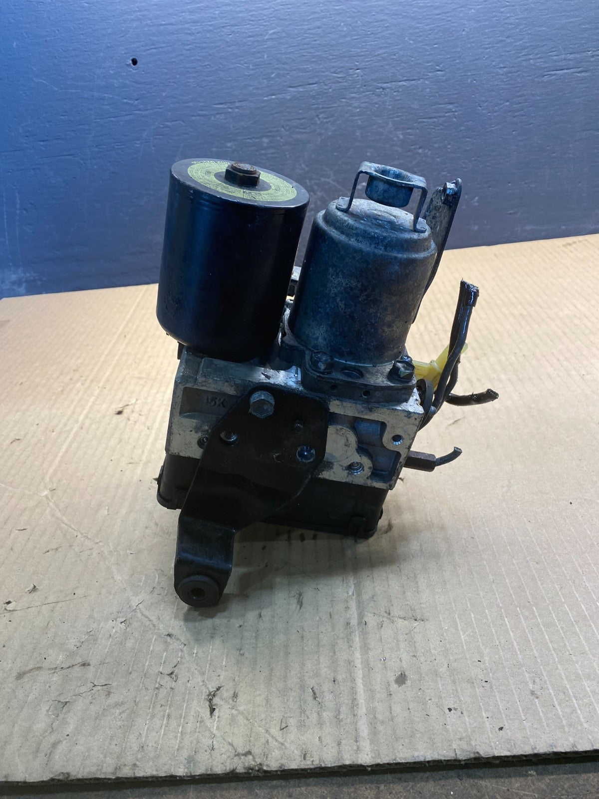 2004 - 2009 Toyota Prius ABS Brake Pump Anti Lock Module AC0895 DG7