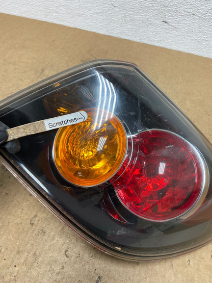 2004 2005 2006 Mazda 3 Hatchback Right Passenger Side Tail Light OEM AC3563 LK3