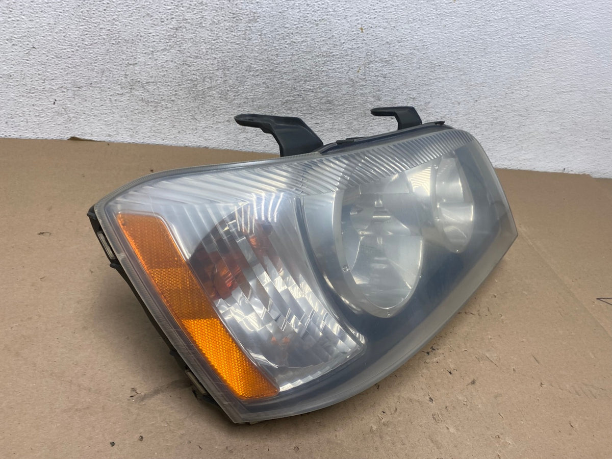 2001 2002 2003 Toyota Highlander Headlight Right Passenger RH Side AG4132 LK2