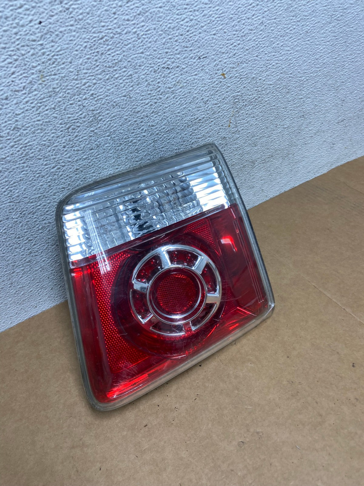 2007 to 2012 GMC Acadia Right Passenger Rh Hatch Tail Light Inner AE2937 LK2