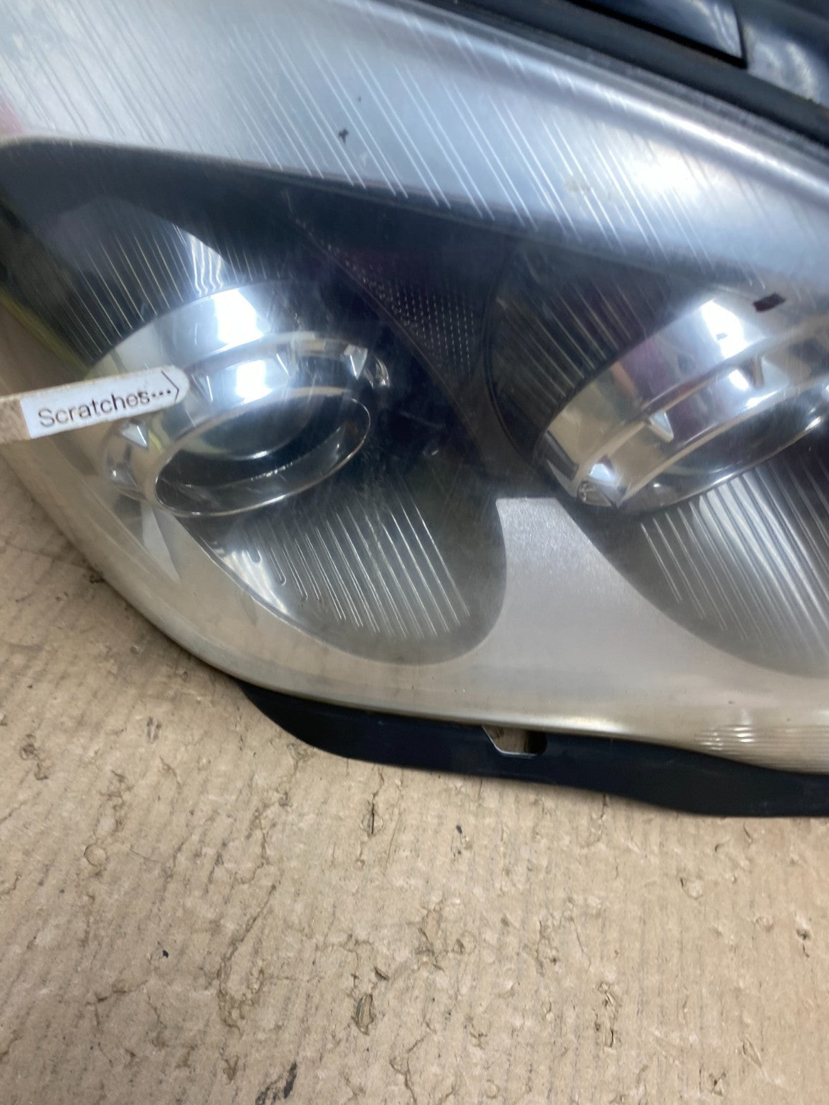 2007-2012 Gmc Acadia Halogen Headlight Right Passenger Side AE8895 DW3