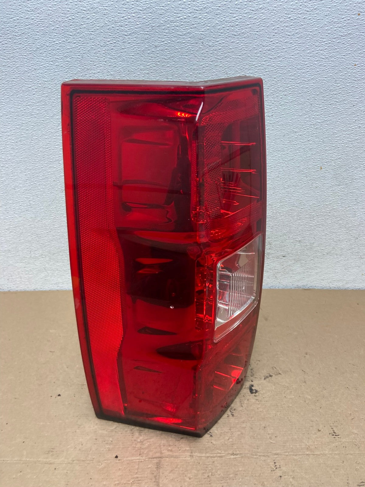 2008 to 2013 Chevrolet Tahoe Hybrid Left Driver LH Tail light Led AF4871 LK2