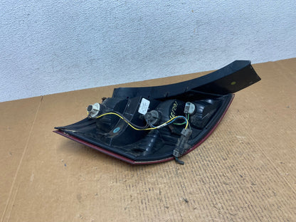 2003-2007 Saturn Ion Passenger Right RH Side Tail Light Tail Light AE1201 LK7