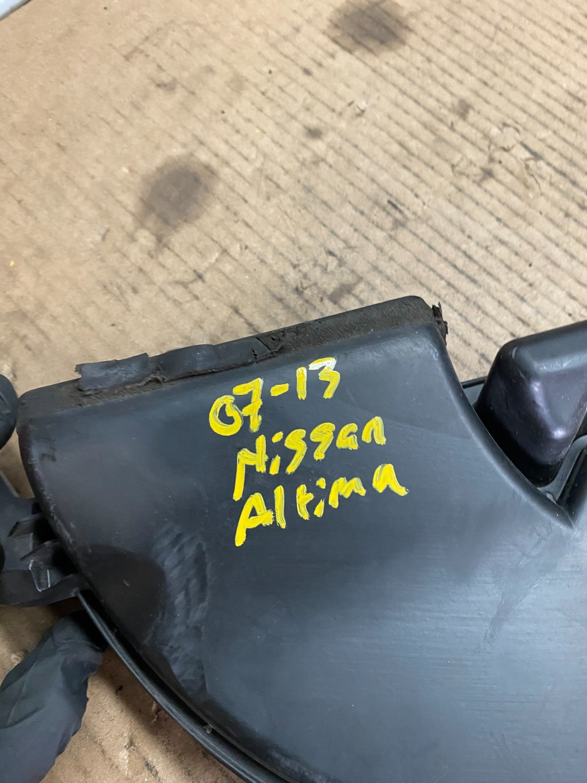2007 to 2013 Nissan Altima 2.5L Air Duct Tube Resonator 16554-JA000 OEM S3711 DG8