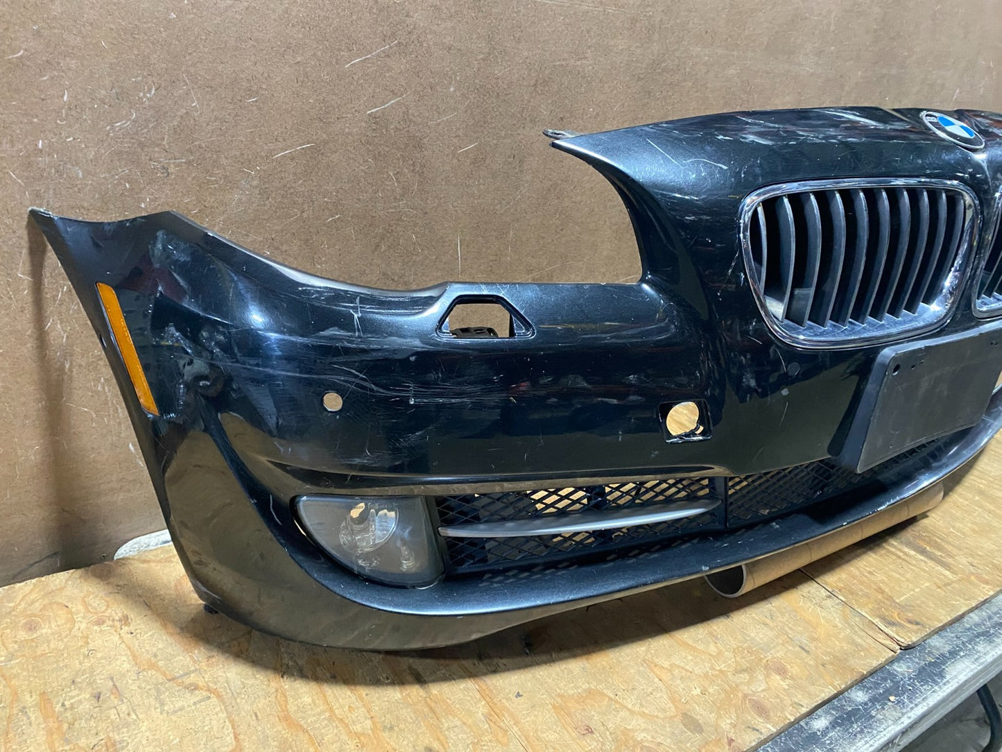 ONLY LOCAL PICK UP 2011 to 2013 BMW 5 Series Front Bumper Cover Z5863 PS1