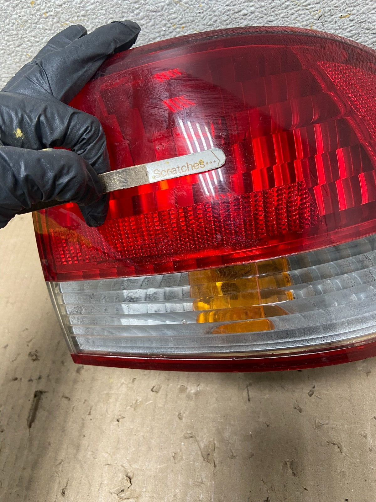 2001 to 2002 Honda Accord Sedan 4door Right Passenger Tail Light AJ1806 LK3