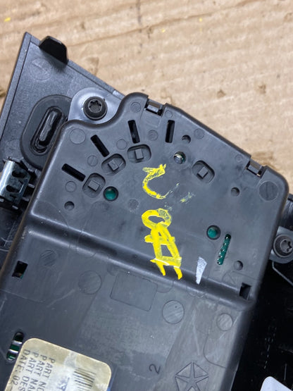 2011-2014 Chrysler 200 Heater AC Climate Switch Temperature Control OEM w1744 DG5