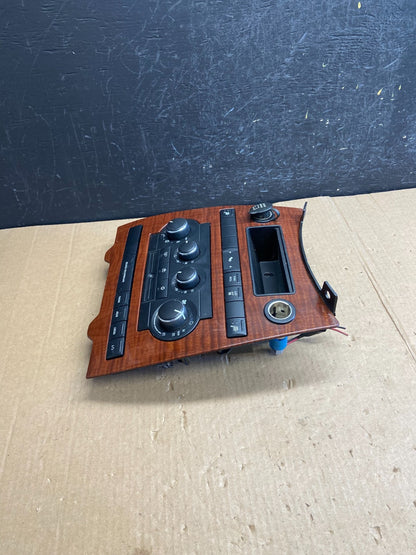 2005 to 2007 Jeep Commander Grand Cherokee A/C Climate Control Bezel AE4241 DG1