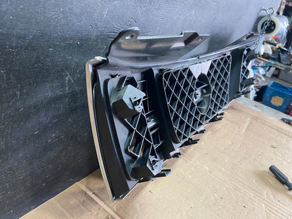 2008 to 2012 Nissan Pathfinder Front Upper Chrome Grill Grille O1182 OEM DG6