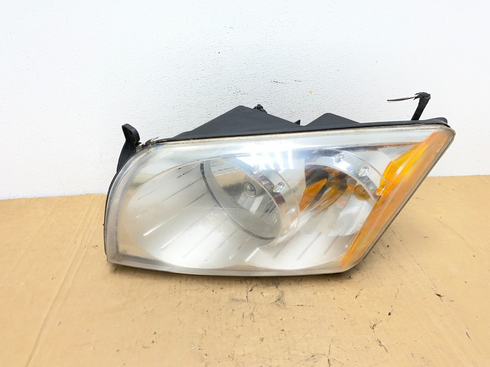 2007-2012 Dodge Caliber Left Driver LH Headlight Halogen AD3045 DW0
