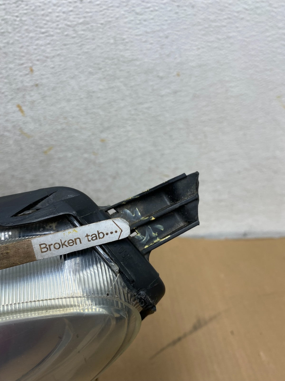 2010 2011 2012 Subaru Legacy Outback Left Driver Halogen Headlight AI6719 DW5