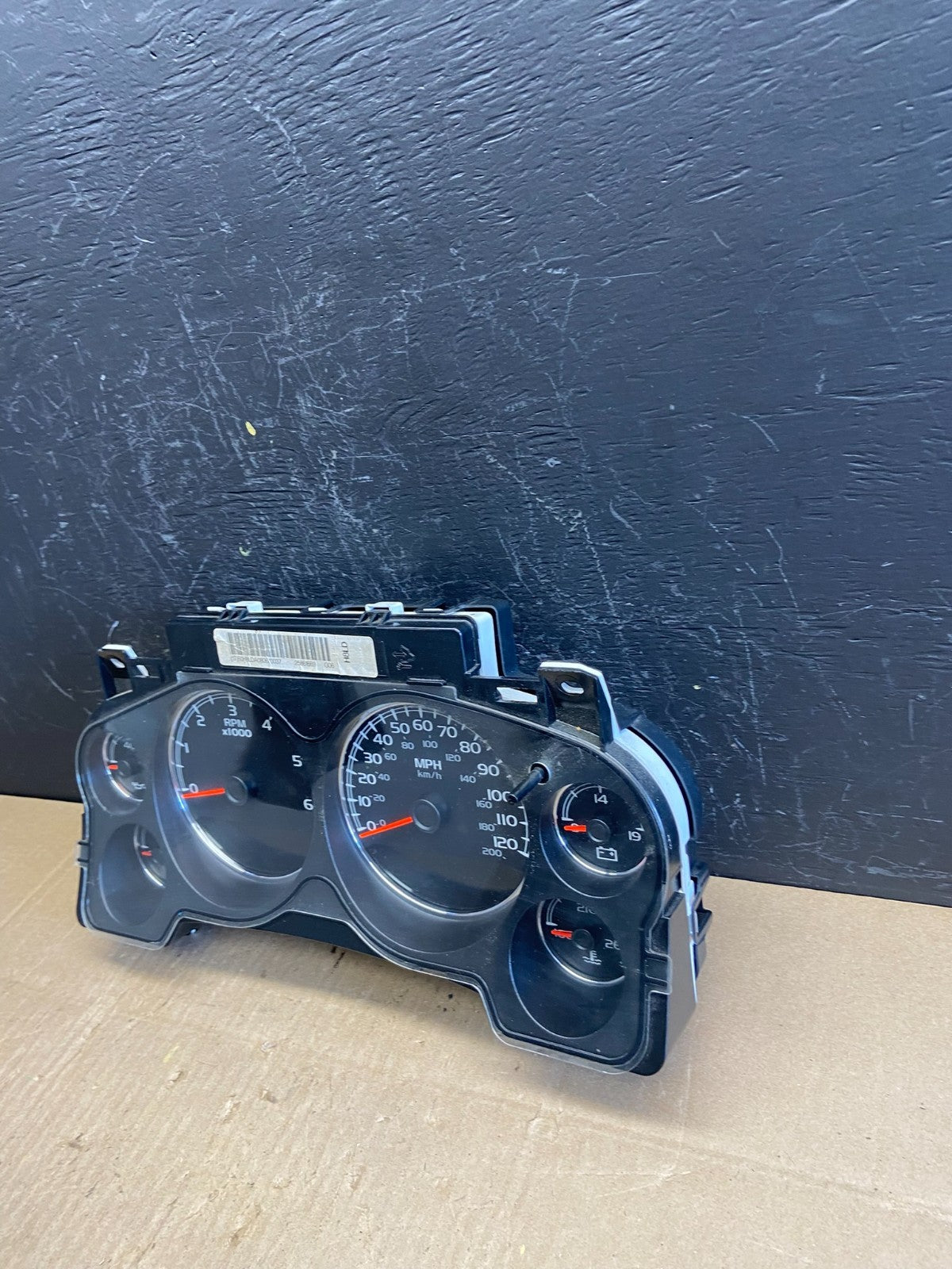 2008 to 2009 GMC Yukon Denali Cluster Gauge Speedometer AB9828 DG1