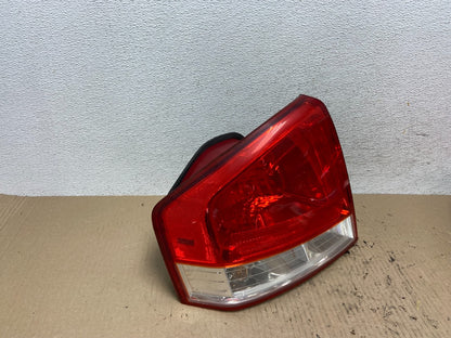 2007 to 2008 Kia Spectra Sedan Left Driver LH Side Tail Light AF5930 DG2