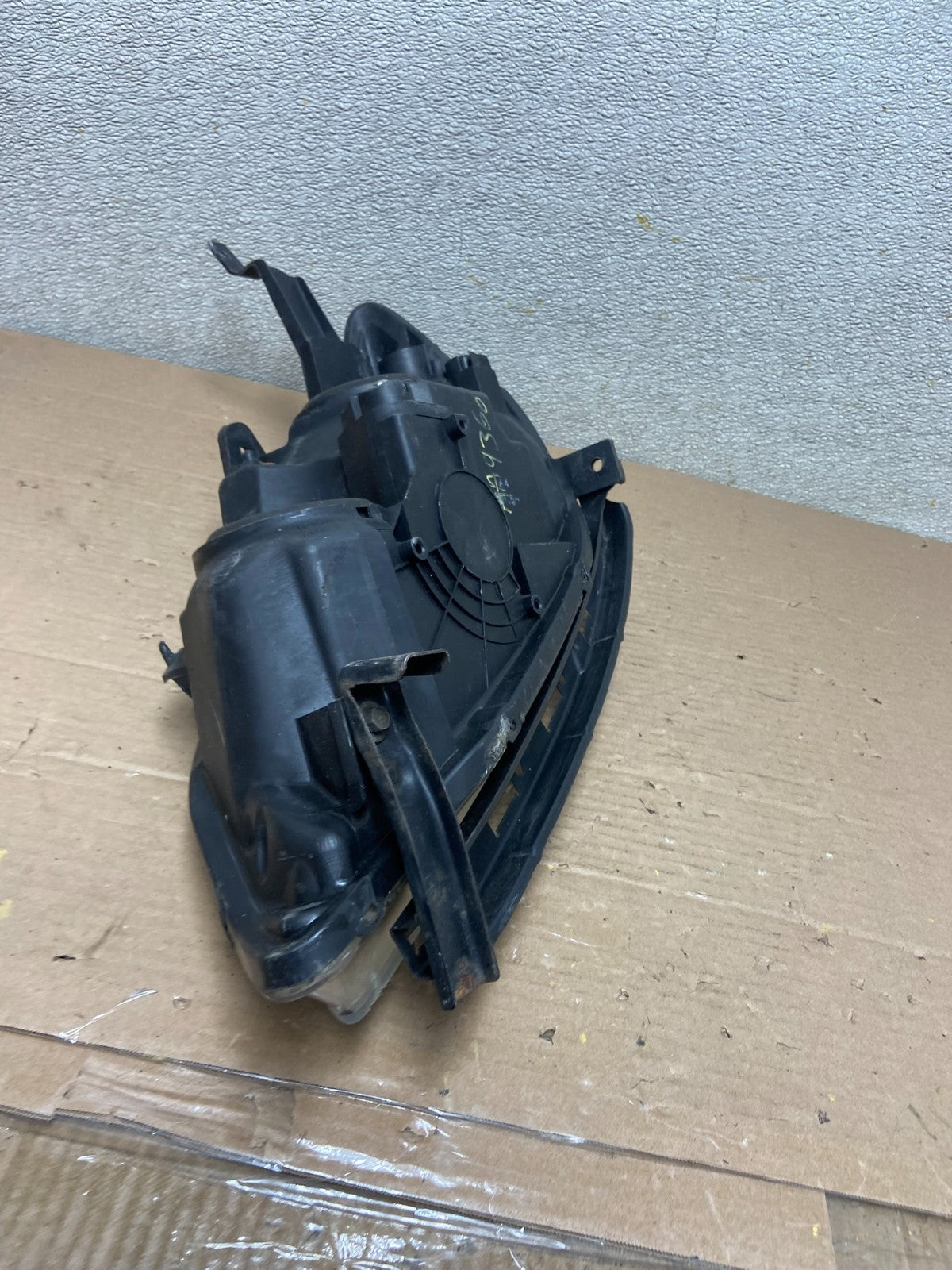 2004 2005 Honda Civic Sedan Headlight Halogen Right Passenger Rh AA9360 DW7
